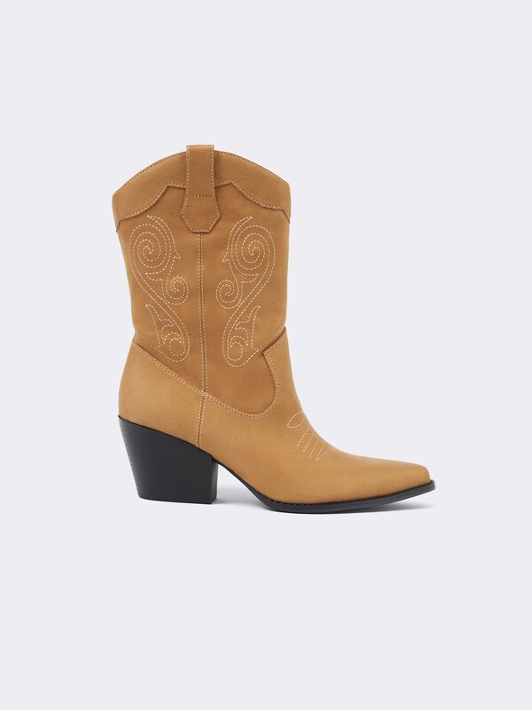 Cowboy boots FOOTWEAR Woman Lefties UAE Dubai Sharjah