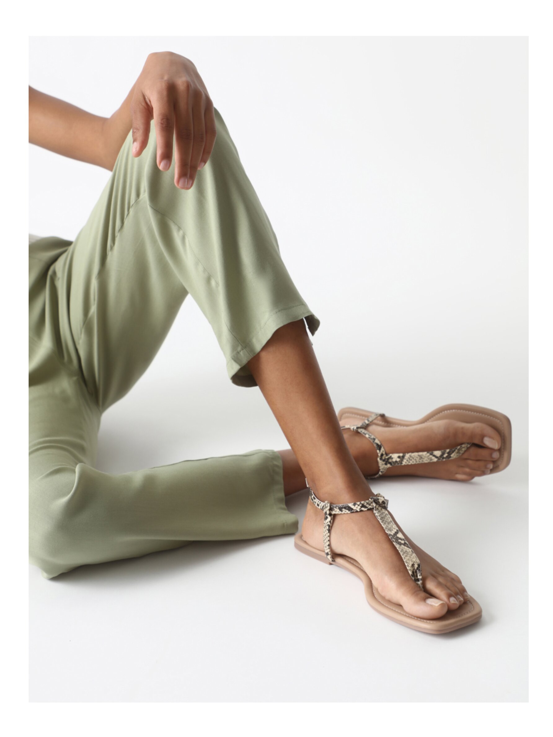 Faux snakeskin sandals FOOTWEAR Woman Lefties UAE Dubai