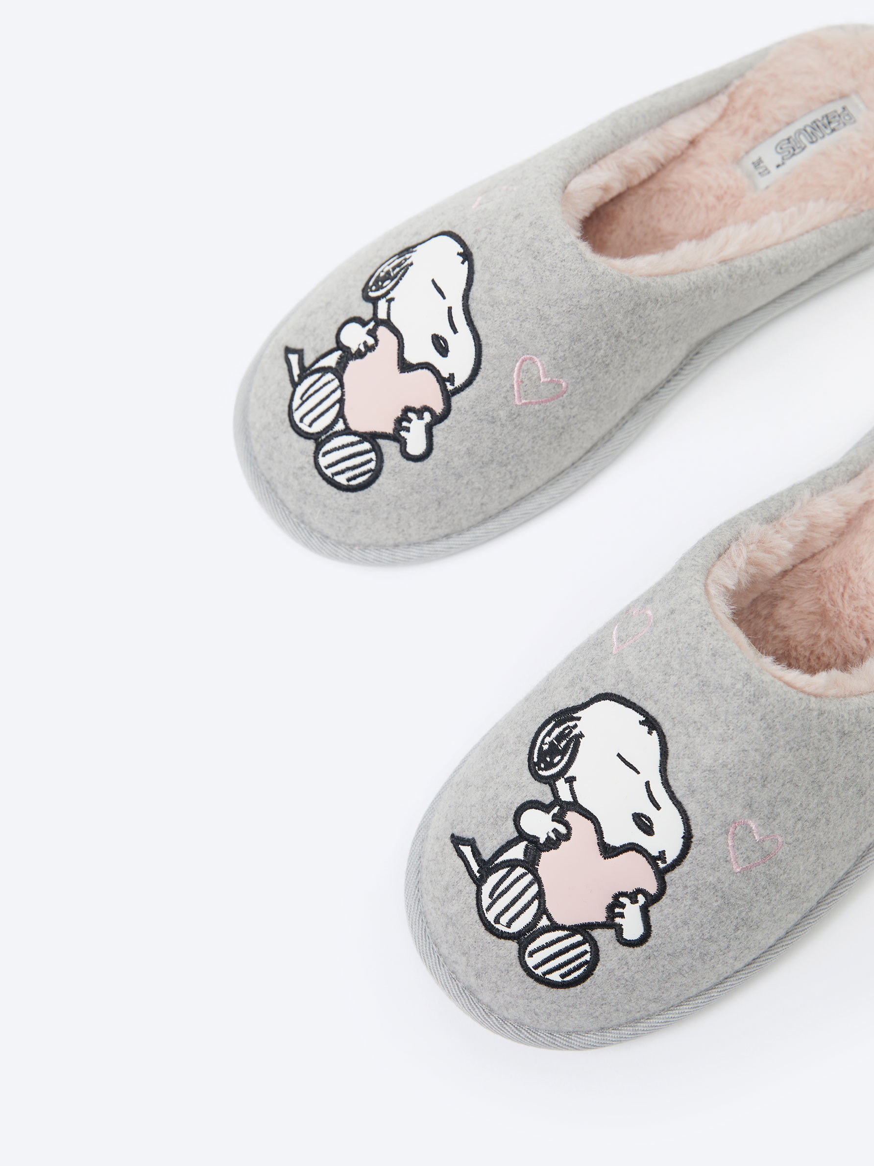 Snoopy slippers shop