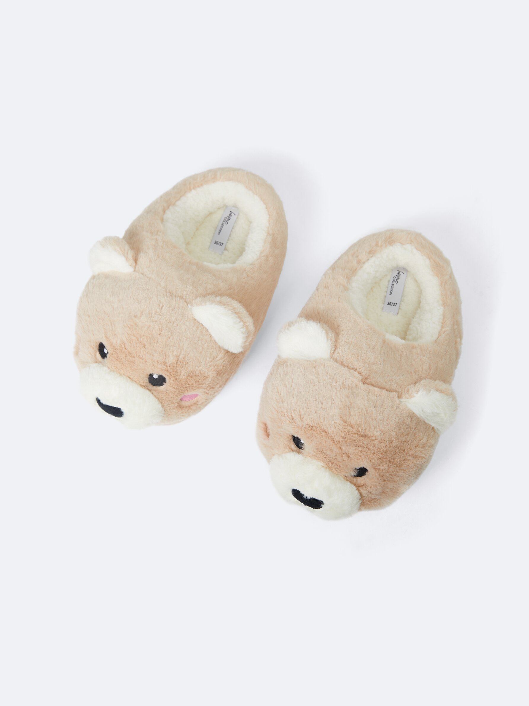 Forever 21 store plush slippers