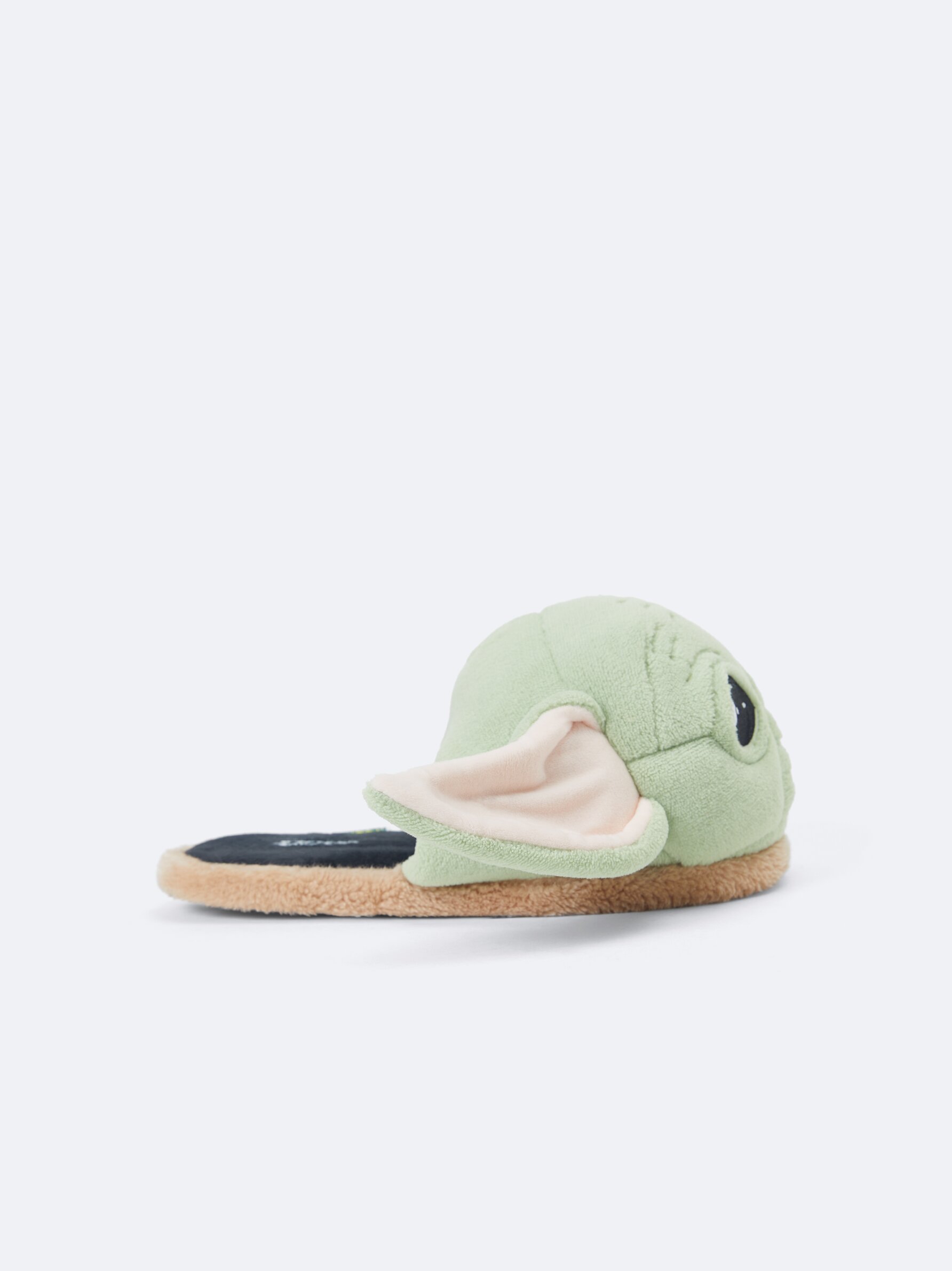 Baby yoda best sale slippers h&m