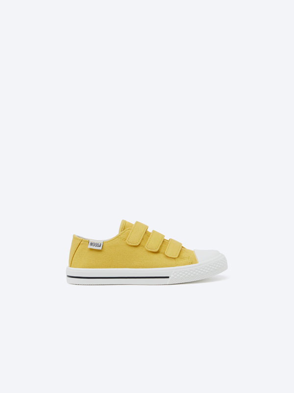 Zapatilla puntera tejido
