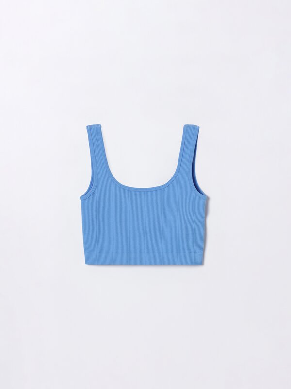 Seamless top