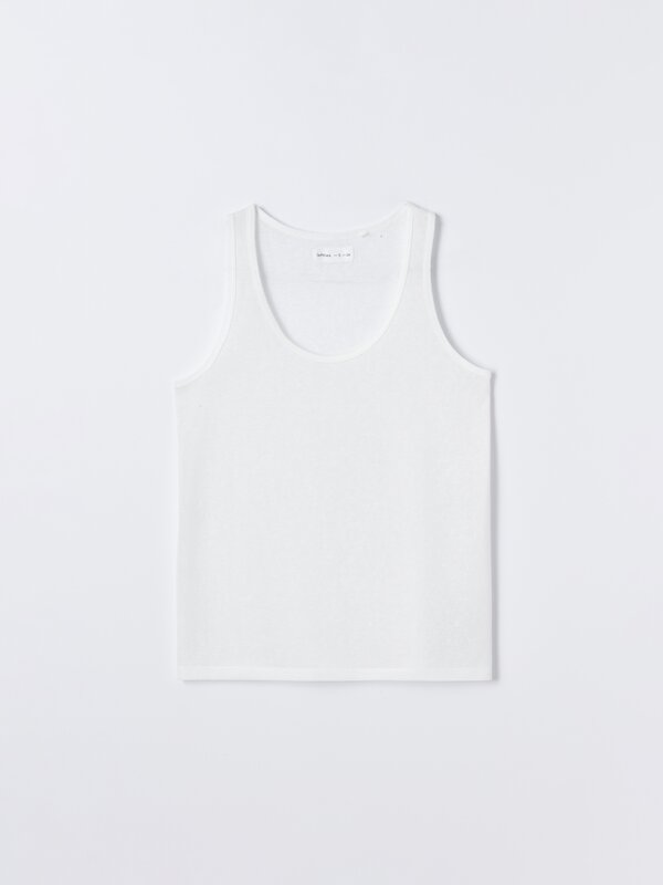 Linen-effect strappy top