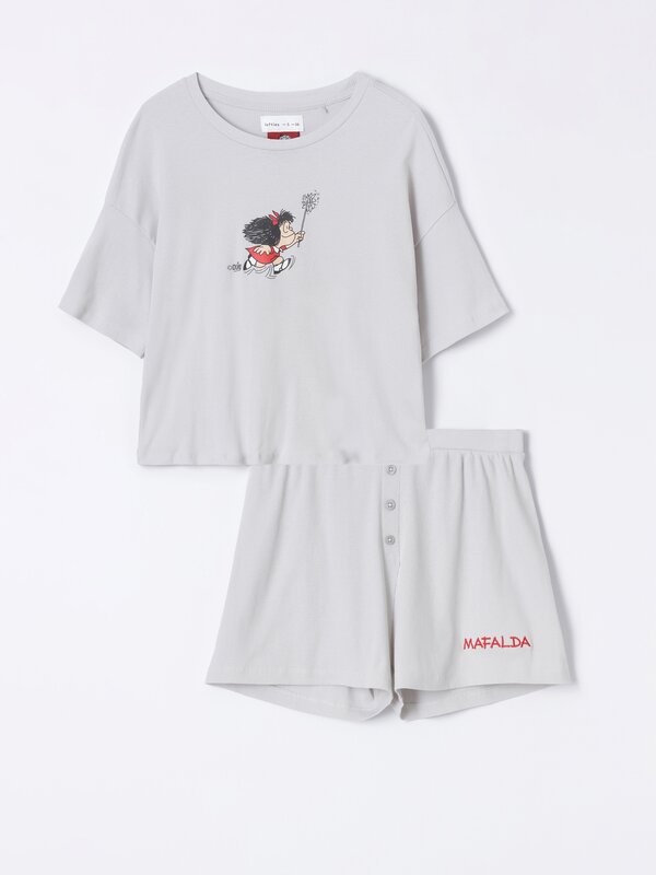 Short pyjama set with Mafalda print