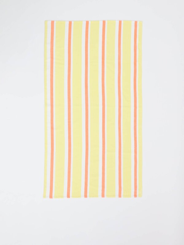 Striped print towel