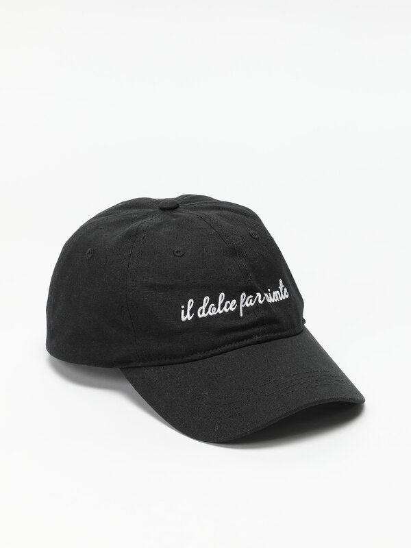 Embroidered cap