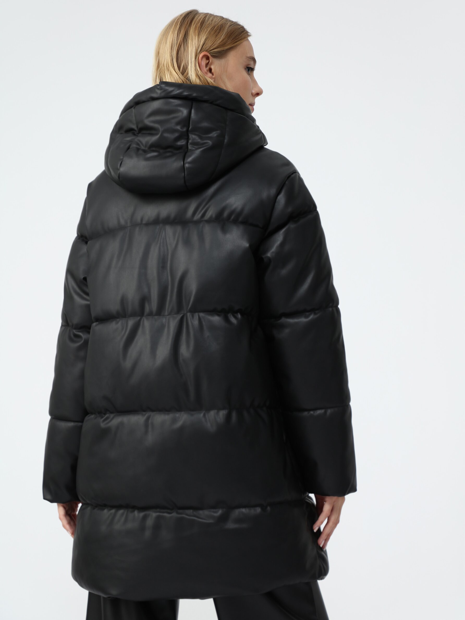 Faux leather puffer coat - Jackets - - Woman - | Lefties Andorra