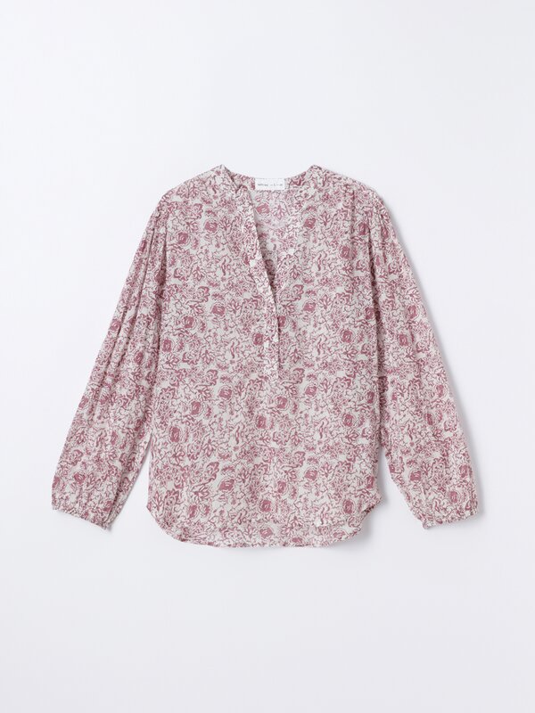 Button-neck shirt