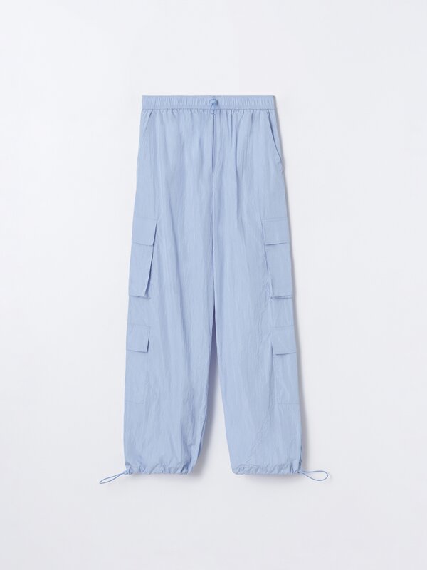 Pantalón parachute