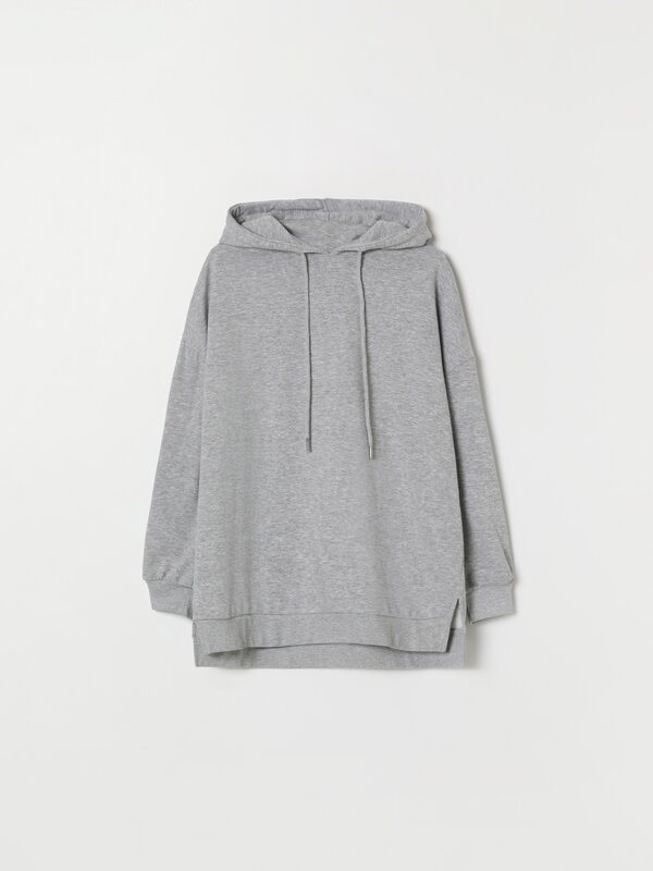 Oversized hooded sweatshirt