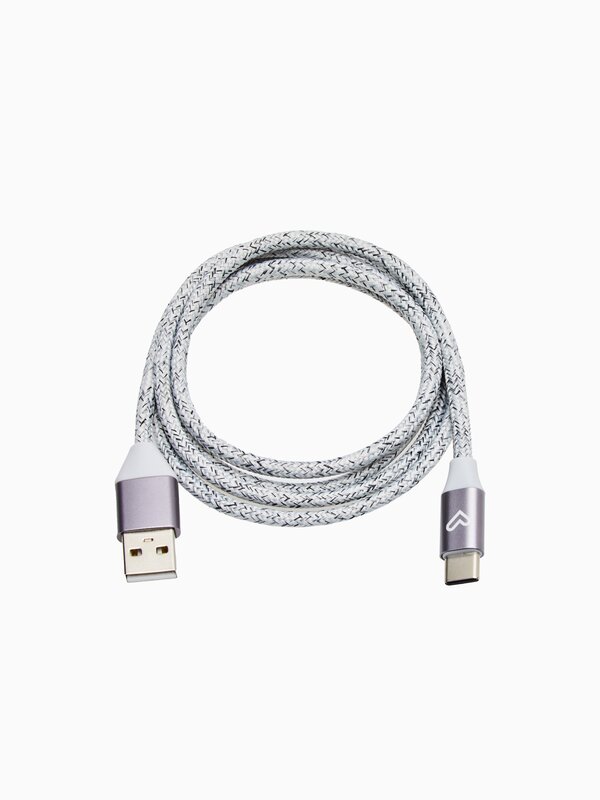 Braided cable from USB-C to USB-A