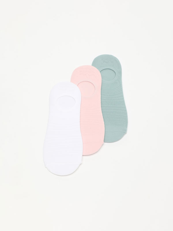 3-pack of no-show sports socks