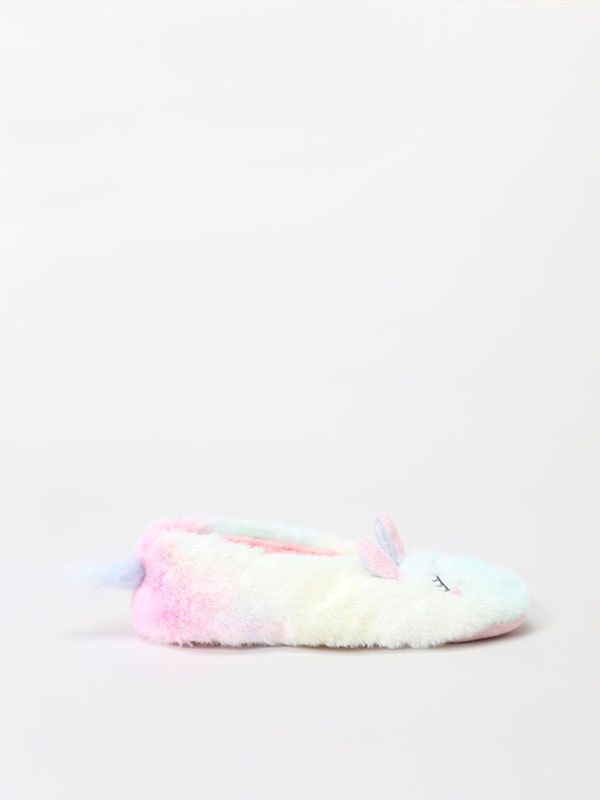 Faux fur unicorn slippers