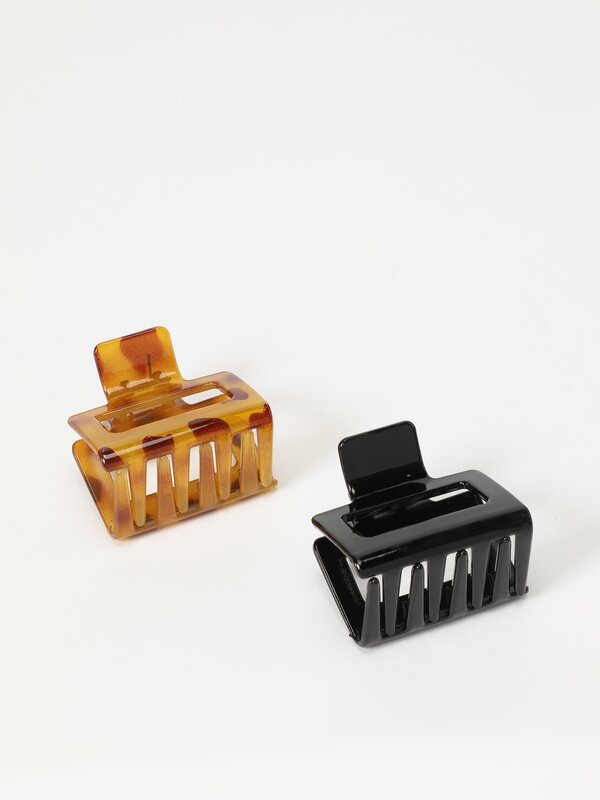 Pack of 2 contrast square hair clips