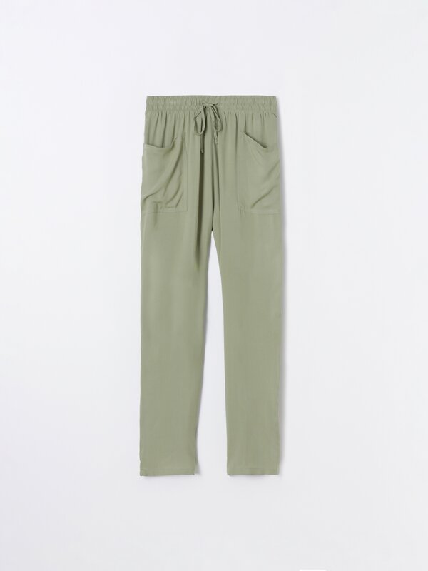 Flowing trousers