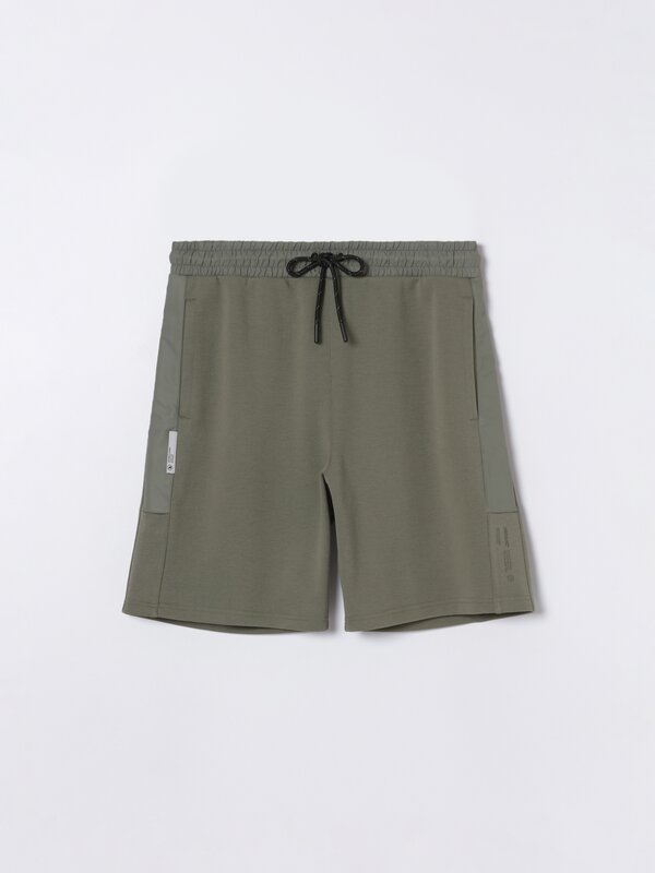 Panelled sports Bermuda shorts