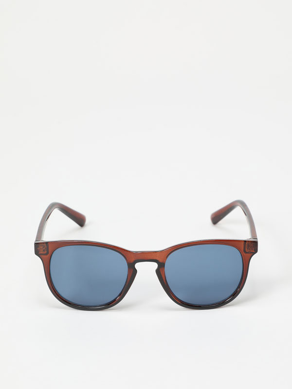 Thin resin sunglasses