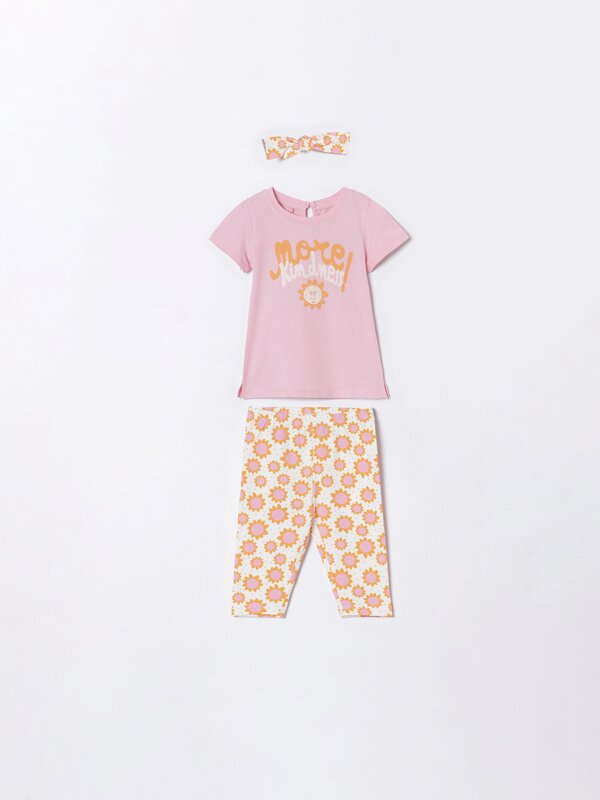 Printed T-shirt and leggings 2-piece set.