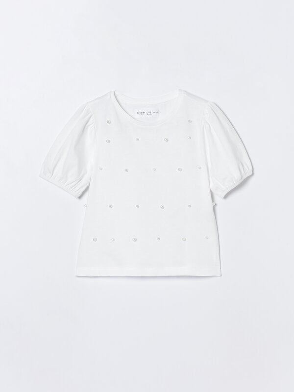 T-shirt with pearl beads