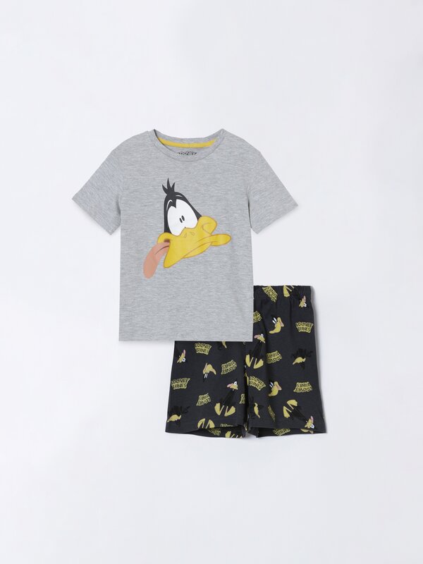 Looney Tunes © &™ Warner Bros print short pyjama set