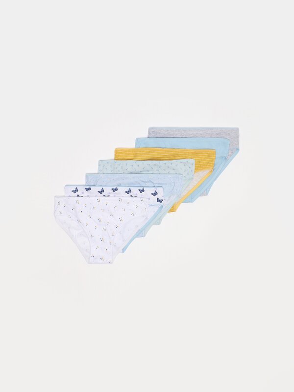 Pack of 7 pairs of printed classic briefs.