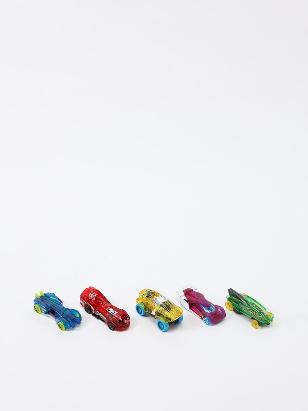 Pack of 5 Hot Wheels ® Mattel cars – random pack