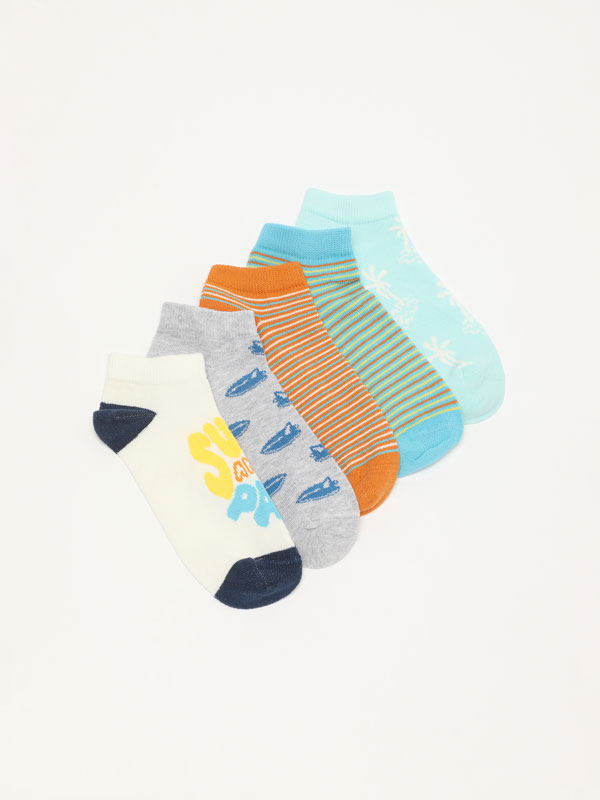 Pack of 5 pairs of ankle socks.
