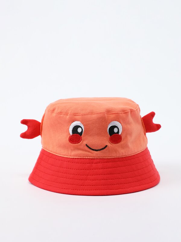 Crab bucket hat