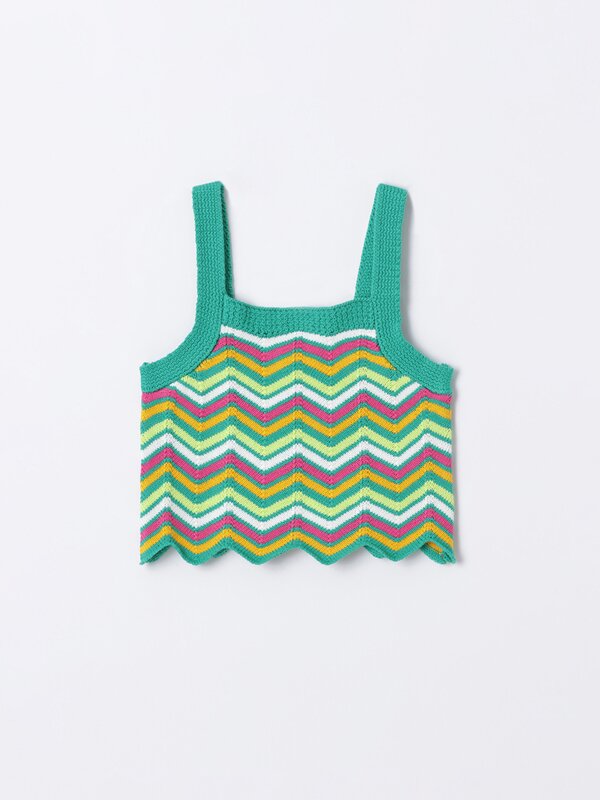 Top-a sigi-sagarekin, crochet puntuz landua