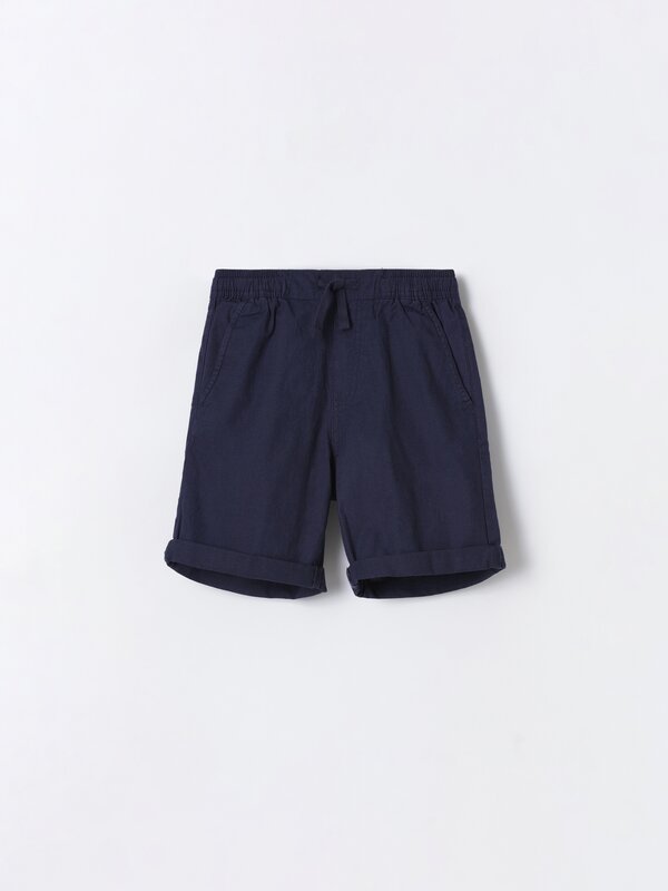 Rustic Bermuda shorts