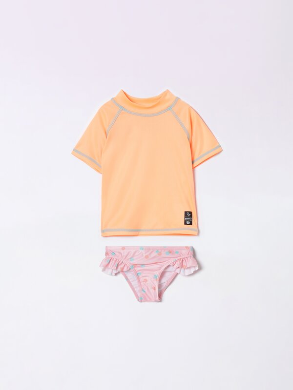 Swim shorts and sun protection UPF50 T-shirt set