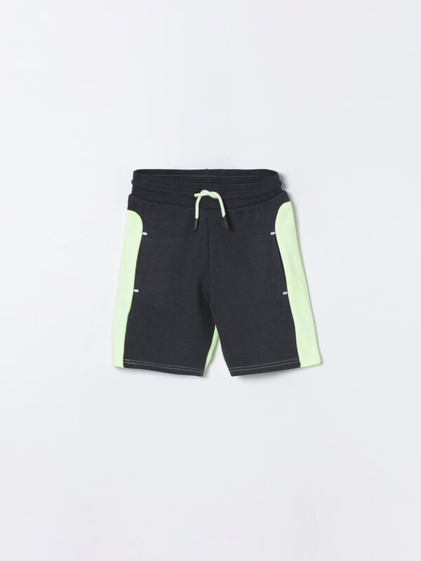 Colour block Bermuda joggers