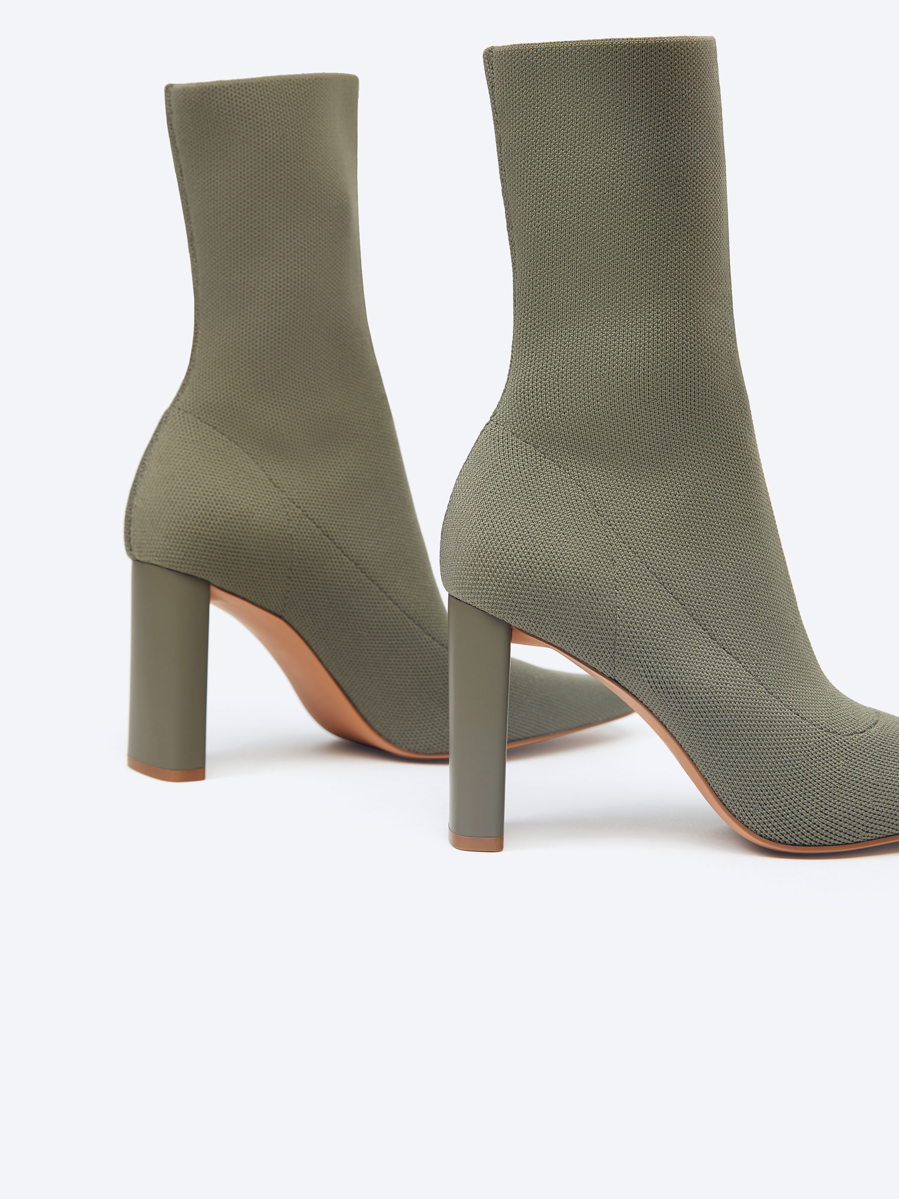 Botin tacon calcetin deals