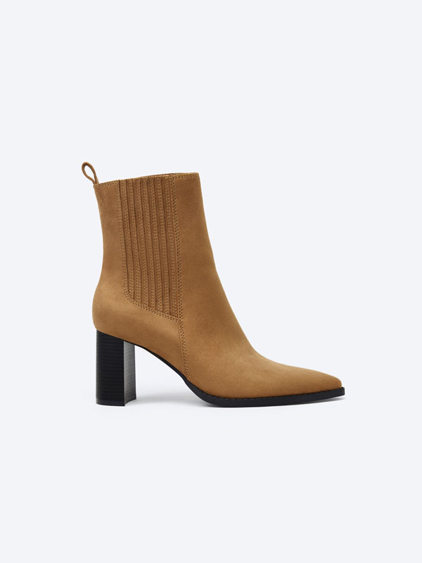 Botines | Botas - ZAPATOS - TODA LA COLECCIÓN - MUJER - | Lefties ESPAÑA Botines | Botas - ZAPATOS - TODA LA COLECCIÓN - MUJER - | Lefties ESPAÑA