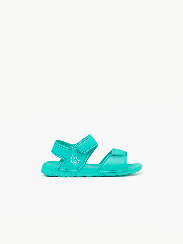 Pool sandals