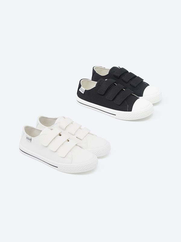 Pack of 2 sneakers with toecap