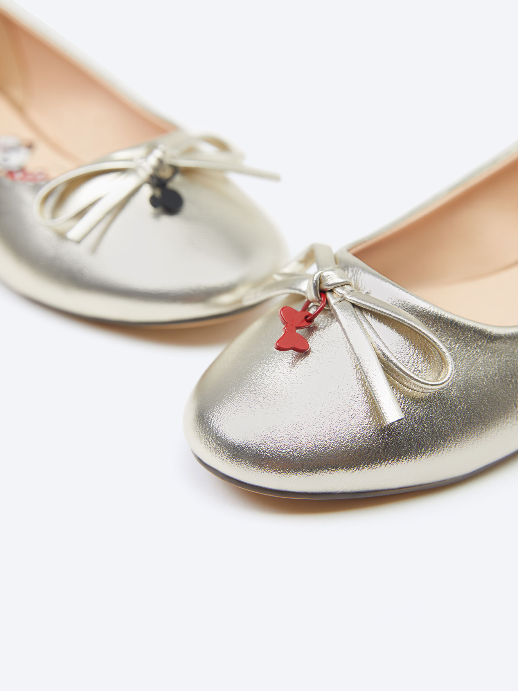 ballerina flats with bow