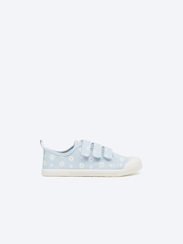 Printed sneakers with toecap