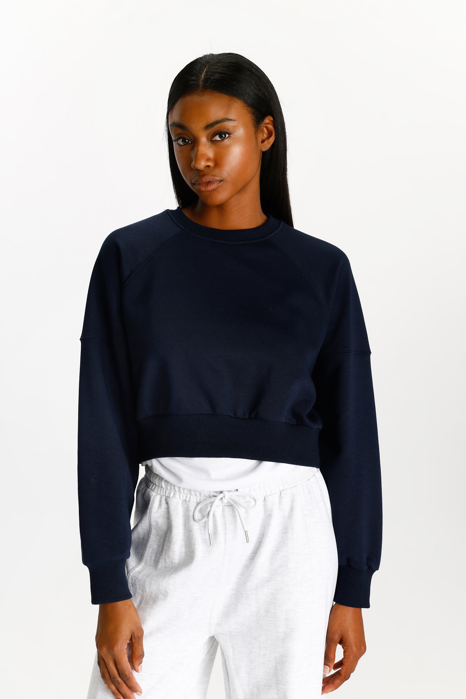 Basic cropped sweatshirt Cropped Sweatshirts Sweatshirts CLOTHING Woman Lefties Oman