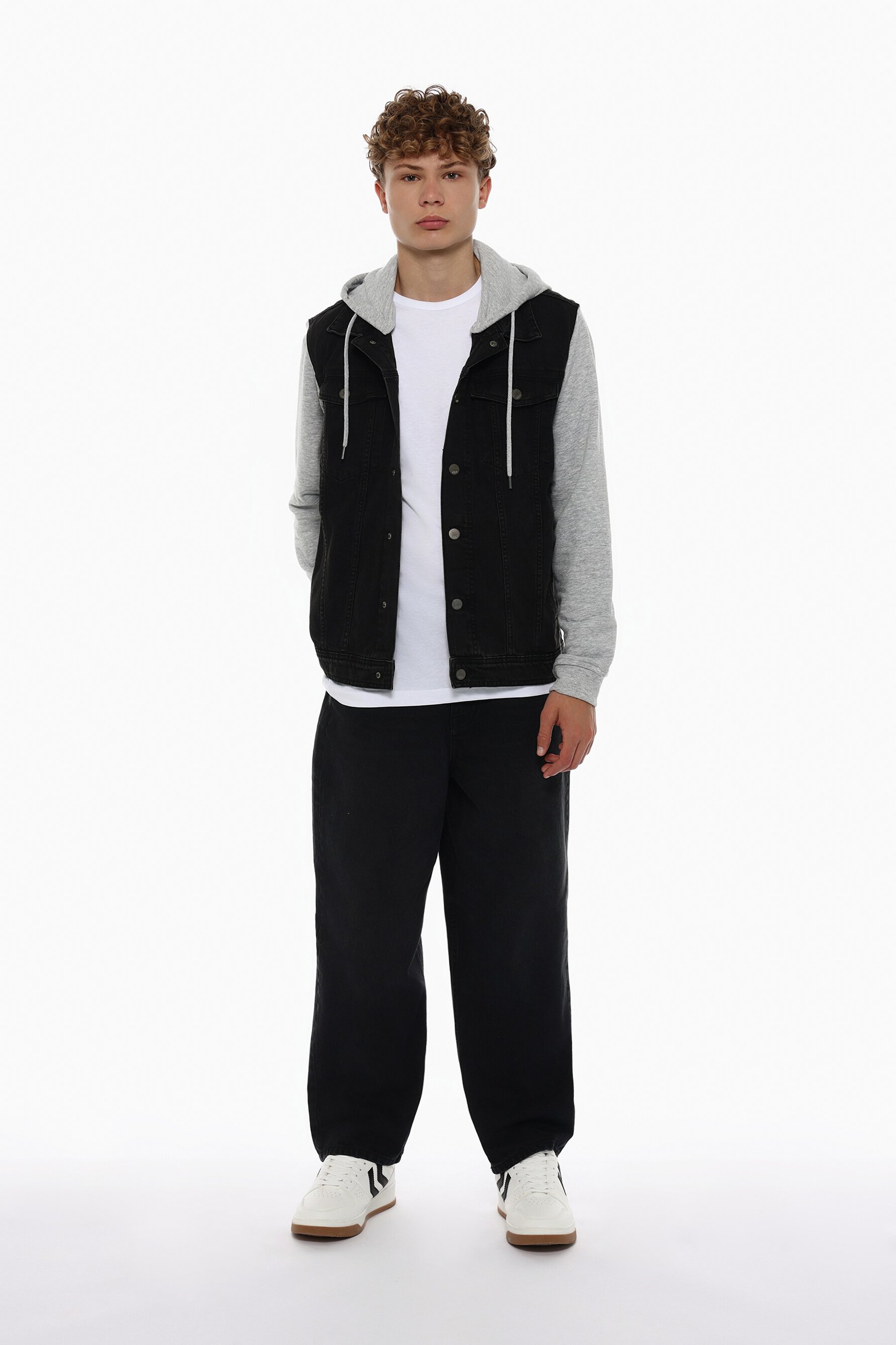 skater-jeans-lefties-uae-dubai-sharjah-ajman-uaq-fujairah