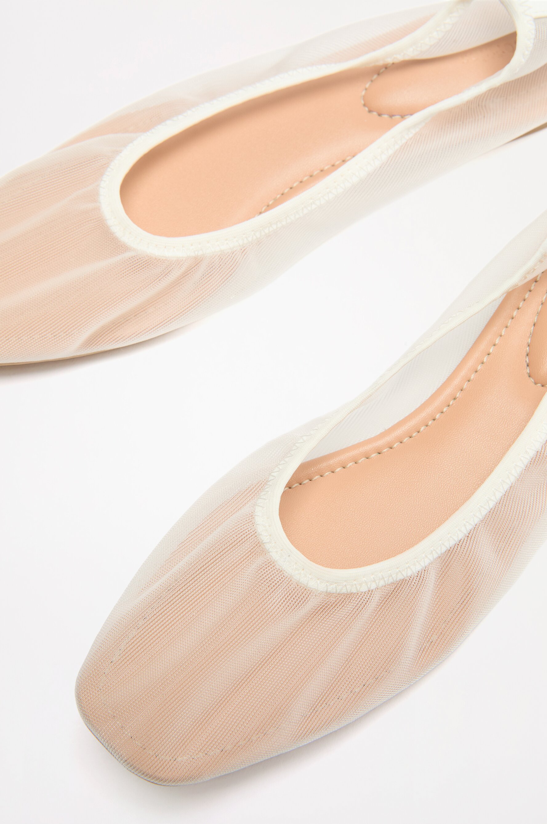 Fabric ballet flats 2025