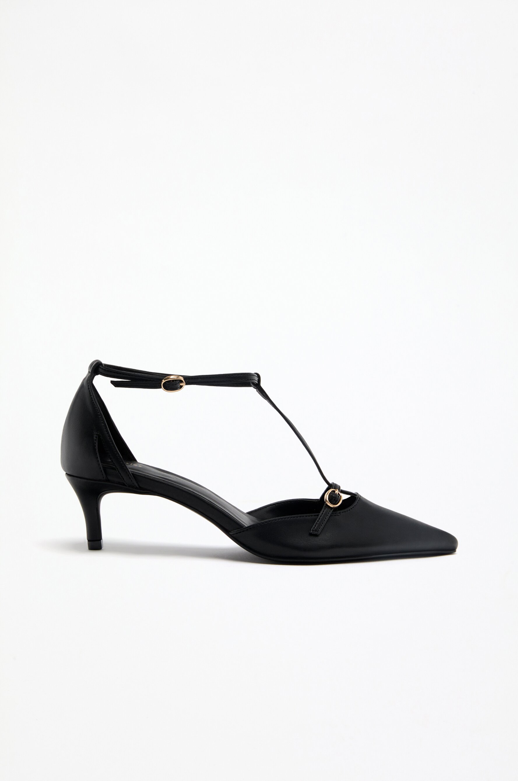 high-heel-shoes-heeled-shoes-shoes-woman-lefties-uae-abu