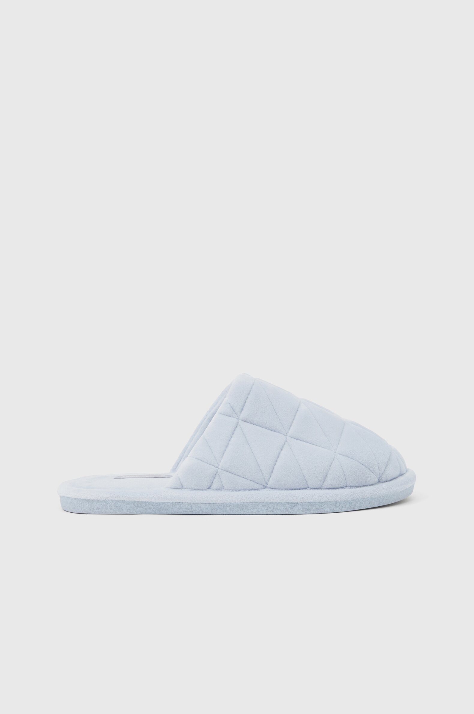 Soft padded slippers shop