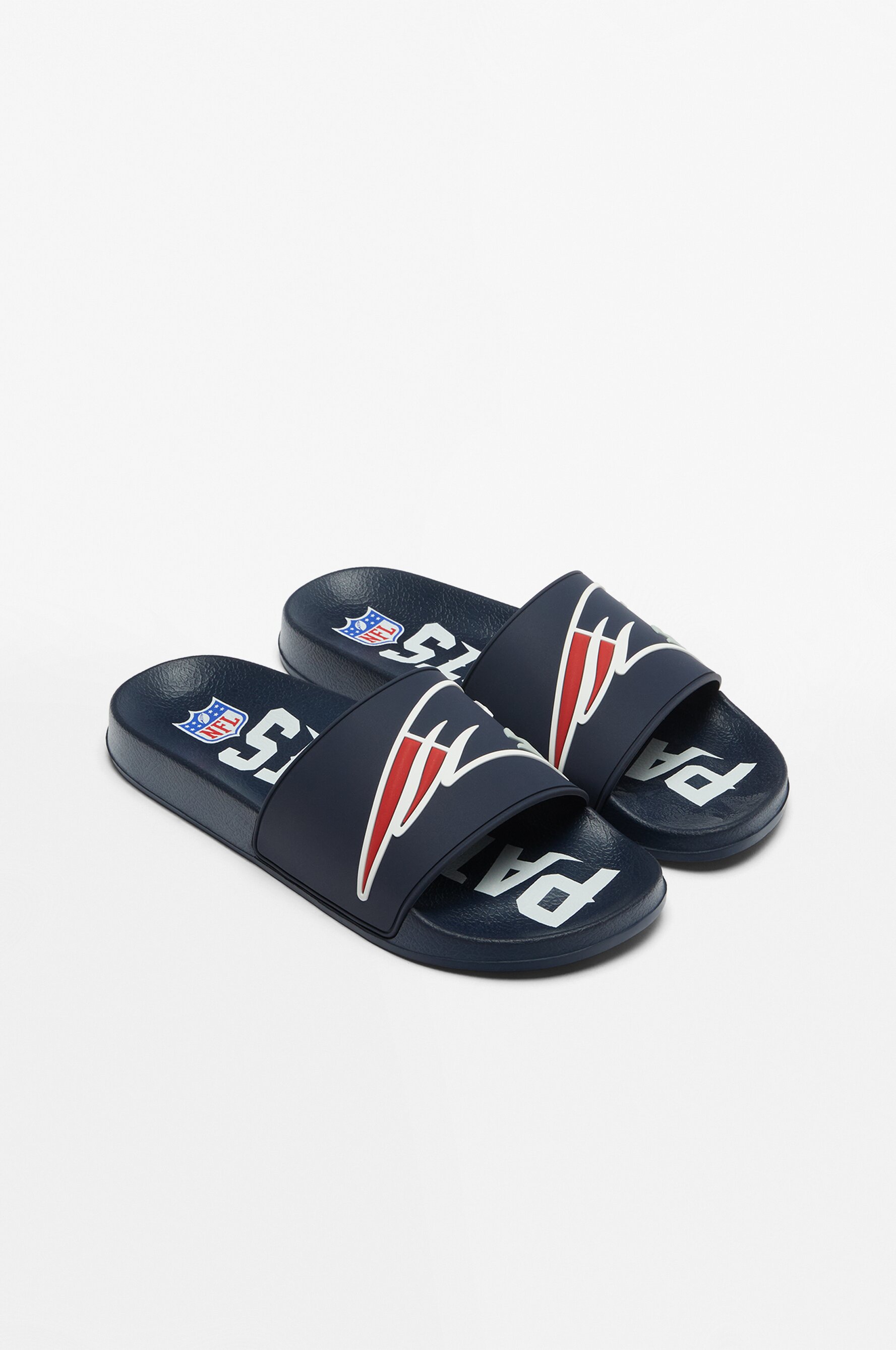 Patriots flip flops online