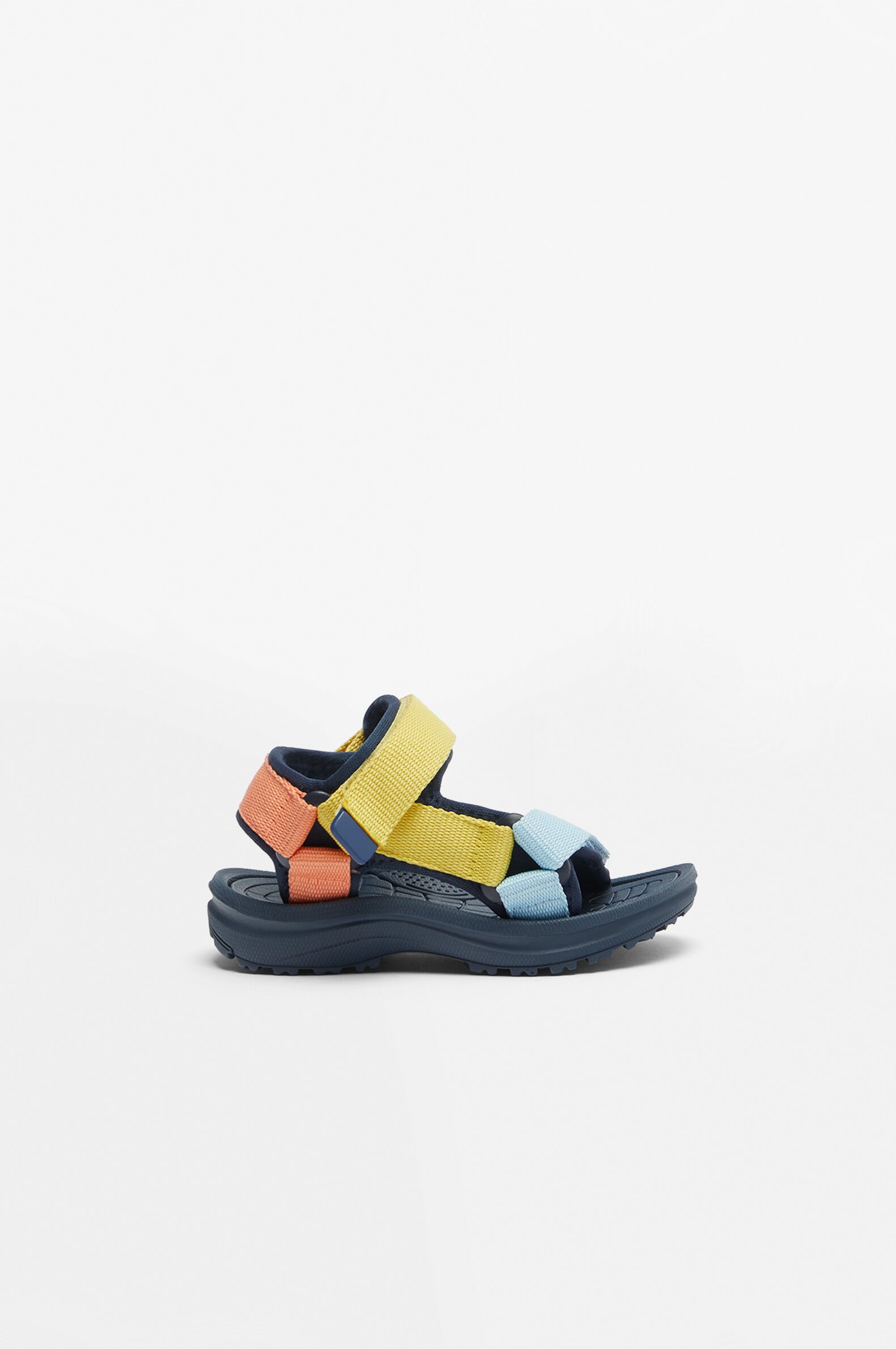 Kids sport sandals online