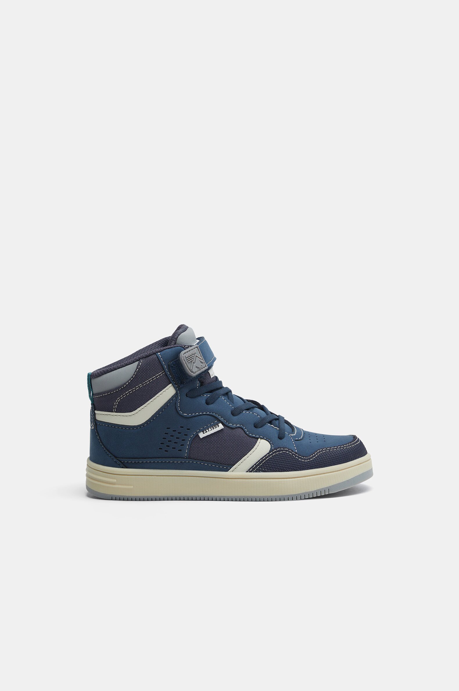 boys high top sneakers
