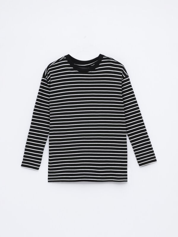 Oversized striped T-shirt