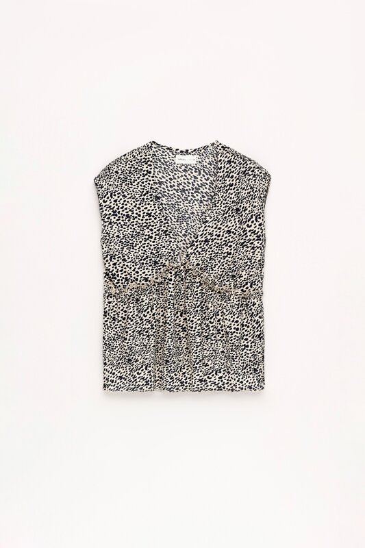 Textured T-shirt with print