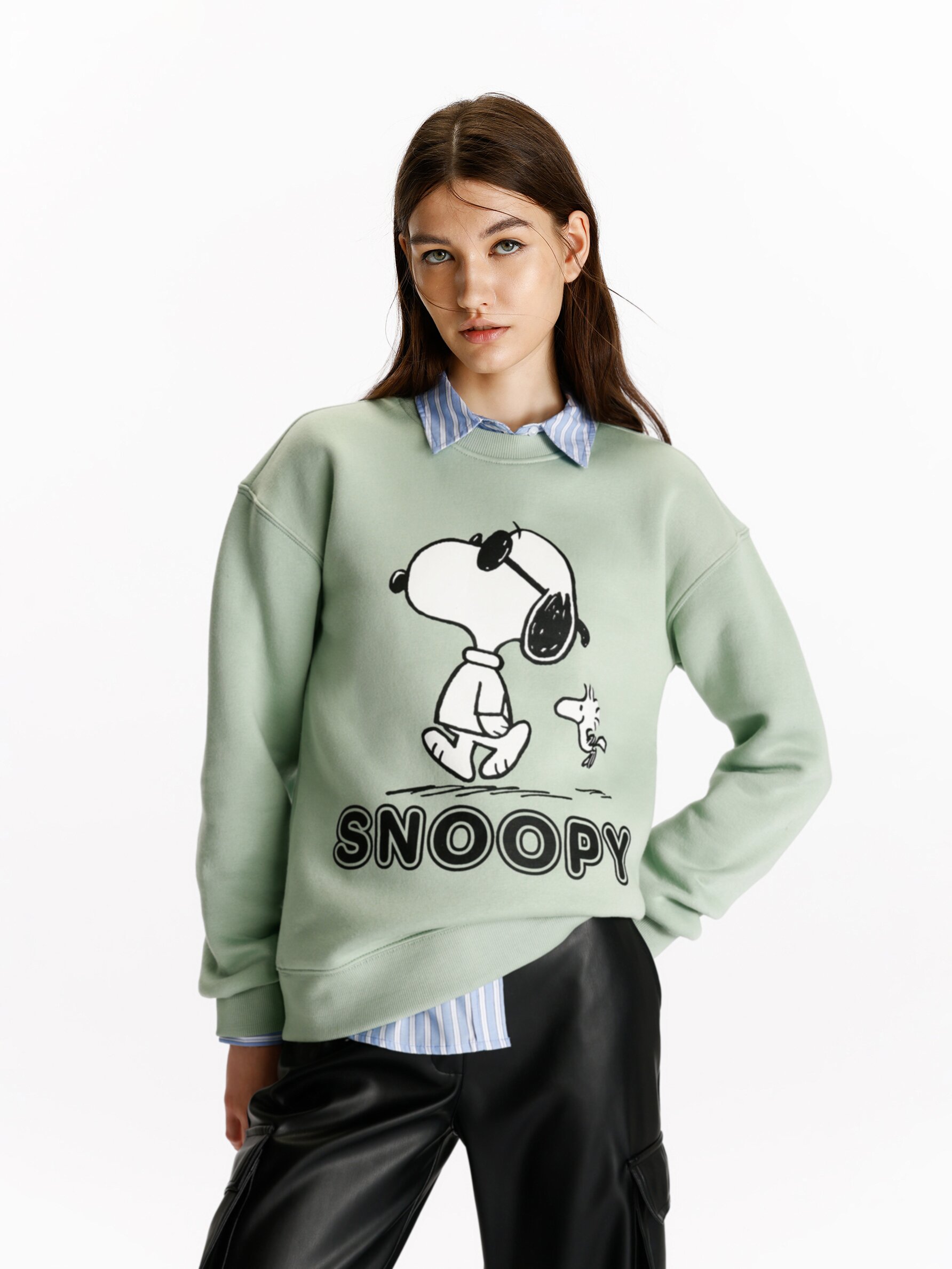 Snoopy on sale women's sweatshirt